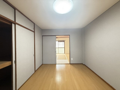 【洋室】 | 西林マンション