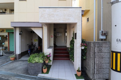 【エントランス】 | 西林マンション