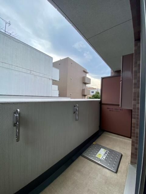 ピアッツァ経堂のバルコニー