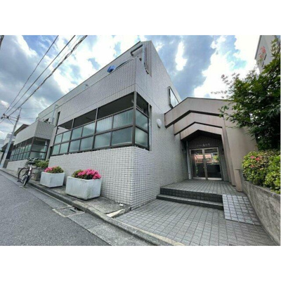 【外観】 | パラスト高円寺 | 鉄筋コンクリート造のがっちりとした建物。