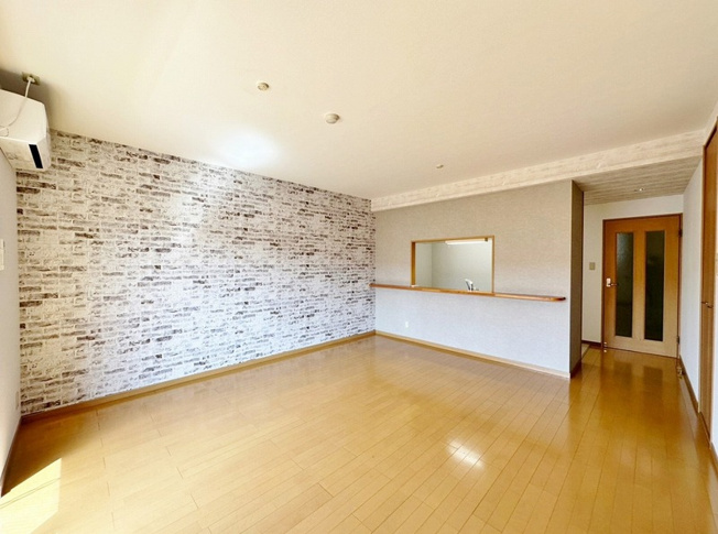 【居間・リビング】 | Y・A・F福富東マンション