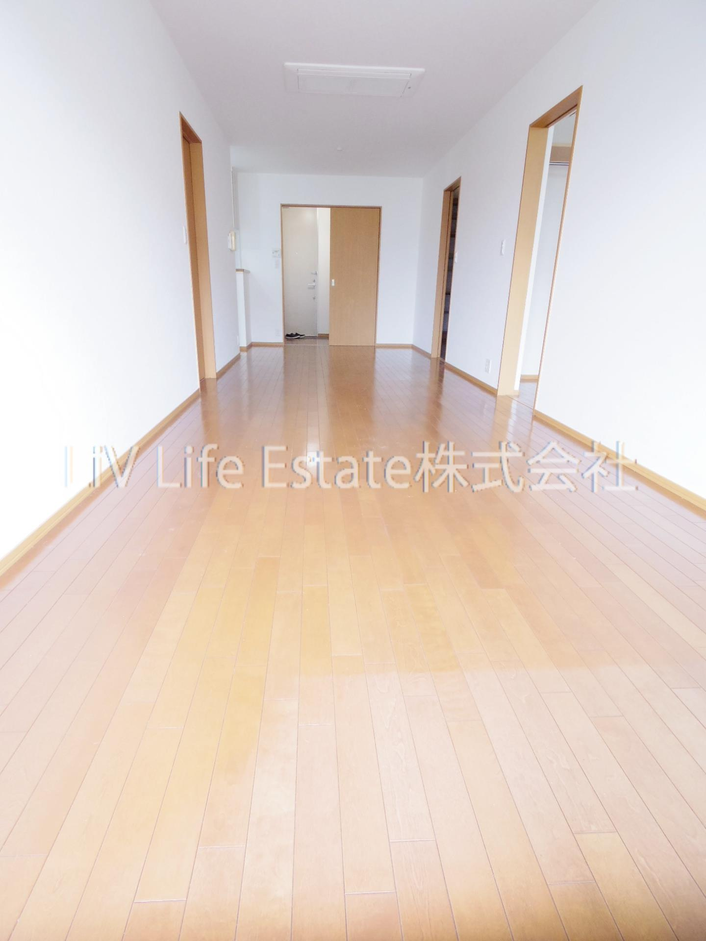 小平市栄町１丁目の賃貸マンションの居間・リビング