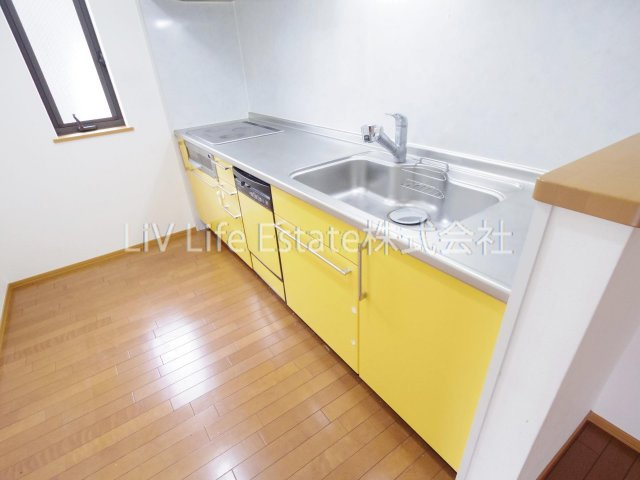 小平市栄町１丁目の賃貸マンションのキッチン