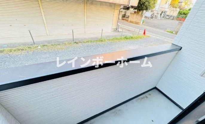 KLEIS上尾Ⅱのバルコニー