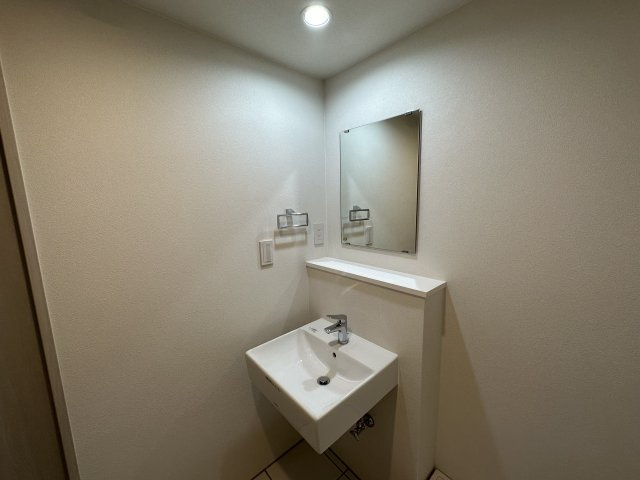 ＧＲＡＮ ＰＡＳＥＯ等々力の洗面所|明るい洗面所です