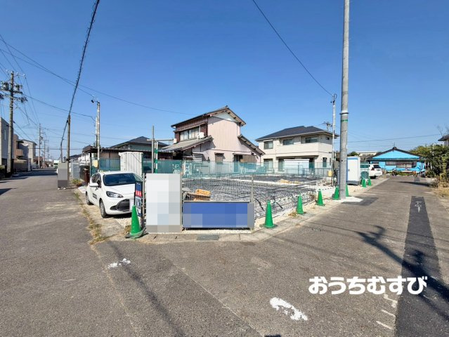 春日井市美濃町4期(全2棟)の前面道路含む現地写真