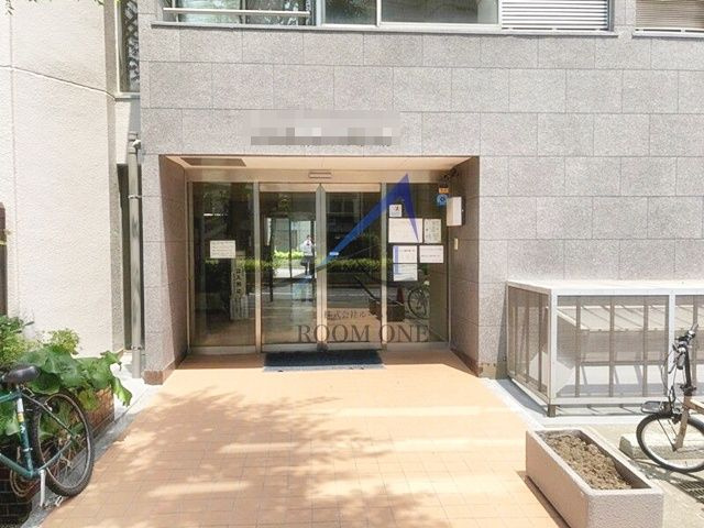 トーカン新宿キャステールのエントランス|エントランスです。