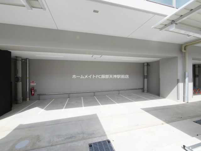 東三国Noahの駐車場