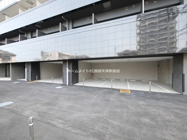 東三国Noahの駐車場