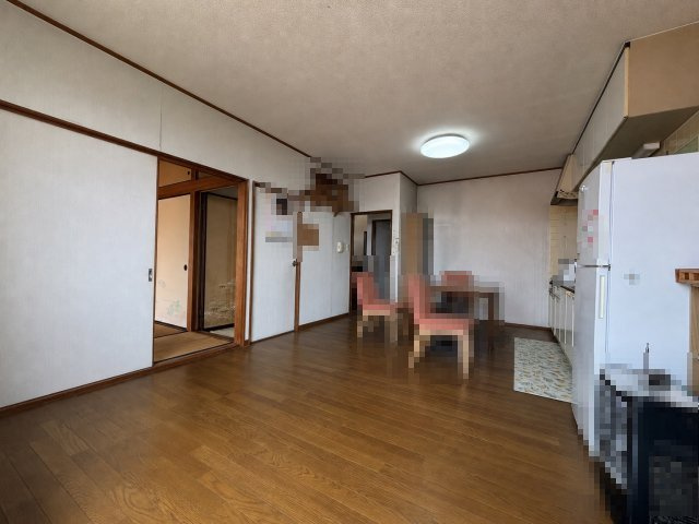 【居間・リビング】 | 足柄上郡山北町岸　4ＬＤＫ