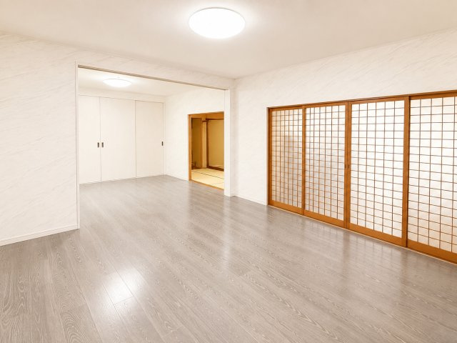 栗東市小野の居間・リビング|リフォーム済みです。