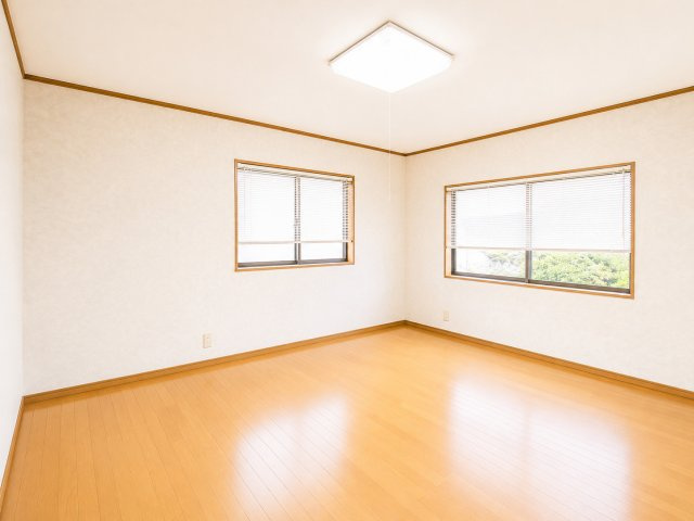 栗東市小野の洋室|個人の部屋や寝室として使える洋室です