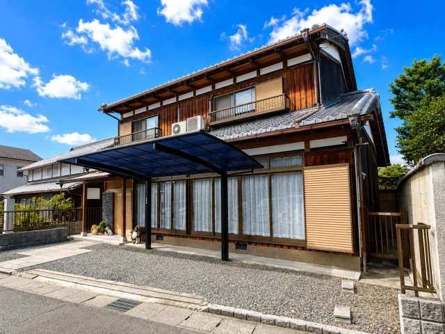 栗東市小野の外観|落ち着いた雰囲気の外観です