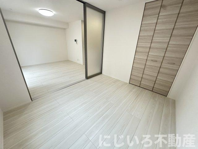 フィオーレガーデン阿南の洋室