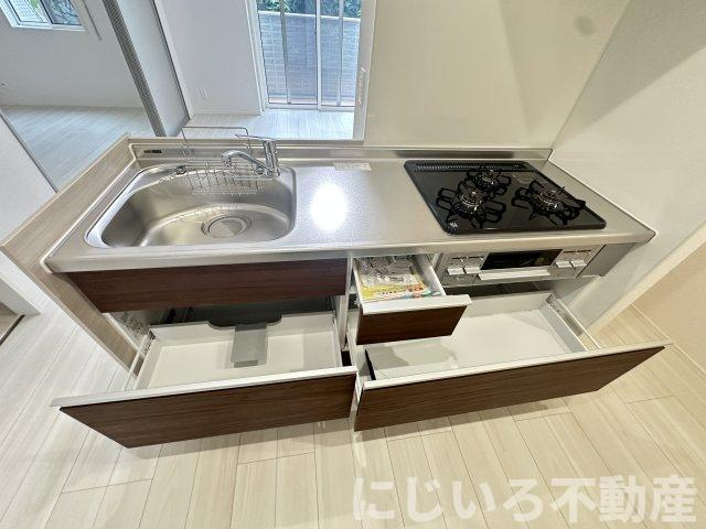フィオーレガーデン阿南のキッチン