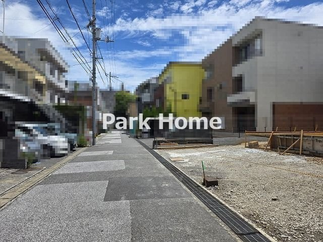 高知市百石町 -第3・1棟-　新築戸建ての前面道路含む現地写真