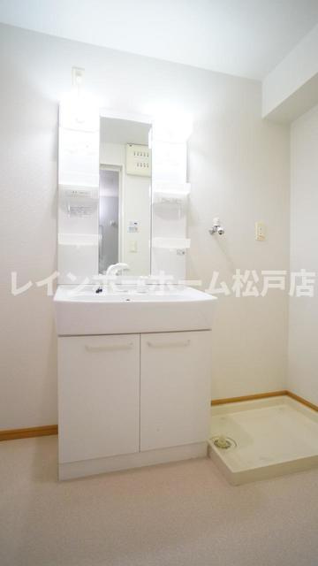 ファイン　ヴィレッジ　【仲介手数料：50％OFF】対象物件！の洗面所