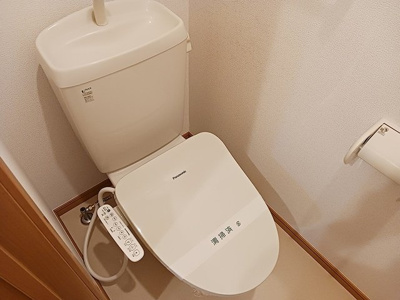 【トイレ】 | サンリットＳ・Ⅱ | 落ち着いた色調のトイレです