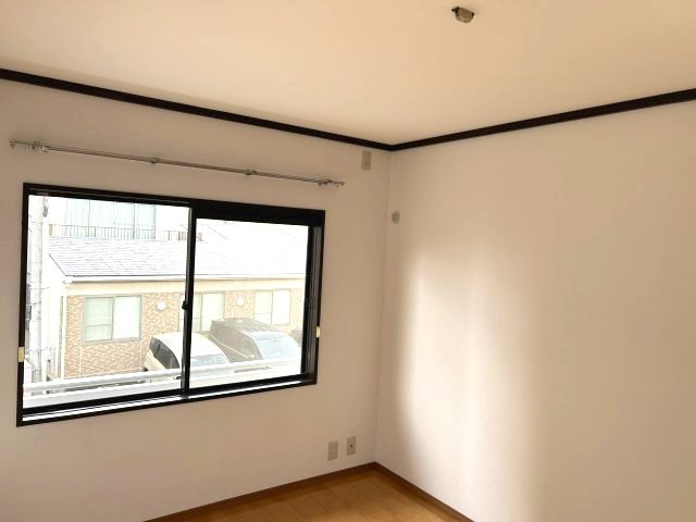 イージストパレスの洋室|コンパクトで使いやすい洋室です