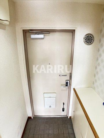 クレアコートの玄関