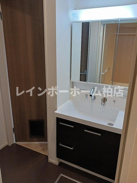 【仲介手数料：50％OFF】対象物件！の洗面所|明るい洗面所です