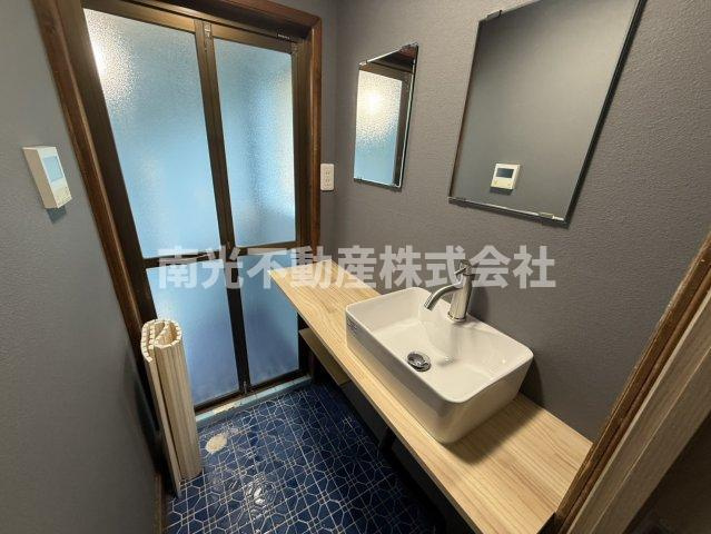 貸家　東大阪市小若江の洗面所