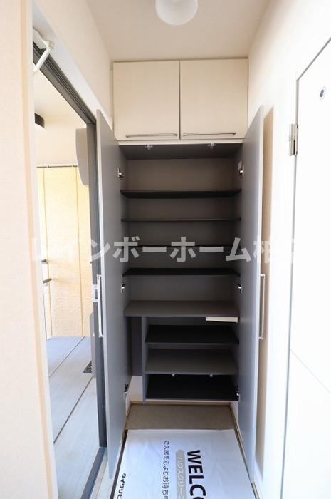 仲介手数料（賃料の1.10ヵ月）の50％OFF対象物件！の玄関