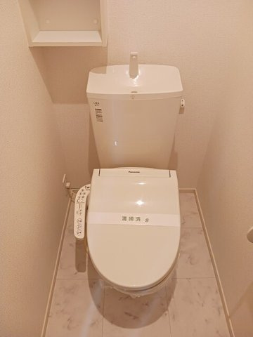 【トイレ】 | エルミタージュ　竹Ⅱ | 落ち着いた色調のトイレです