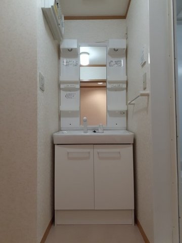 【洗面所】 | グランツ　エクセレント | コンパクトで使いやすい洗面所