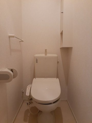 【トイレ】 | Ｃｏｓｔａ　Ｍｅｓａ　Ⅰ | 清潔感のあるトイレです