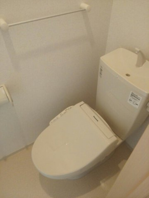 【トイレ】 | プリマヴェーラ | 落ち着いた色調のトイレです