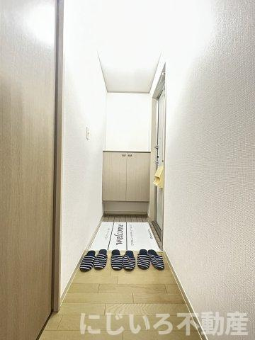 アビタシオン那賀川Aの玄関
