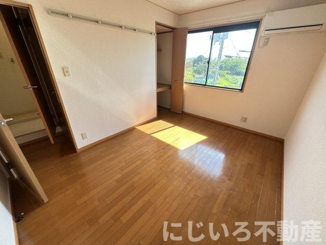 メゾンメールAの居間・リビング