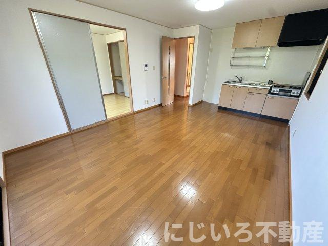 メゾンメールAの居間・リビング