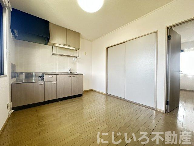 エスパシオ那賀川Aの居間・リビング