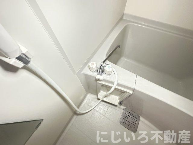 エスパシオ那賀川Aの浴室
