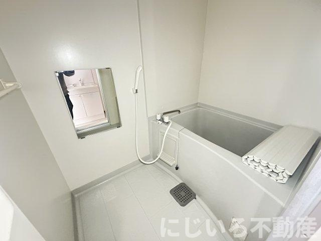 エスパシオ那賀川Aの浴室