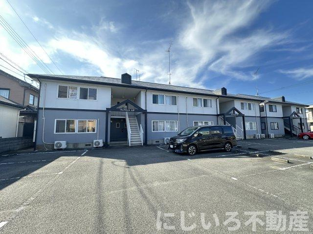 フレグランスAPの駐車場