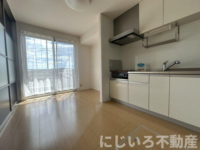 PRIMAナカヤの居間・リビング