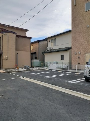 【駐車場】 | オラ長田町Ｂ | 駐車場に車を止められます