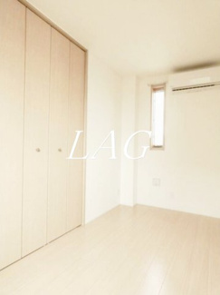 【居間・リビング】 | アンバーコート | 洋室のお部屋です。