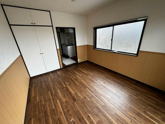 コーポノンノンの洋室
