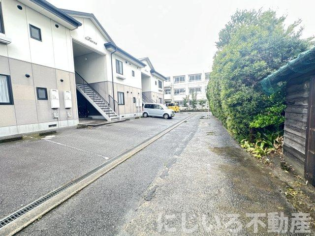 TOTOROの駐車場