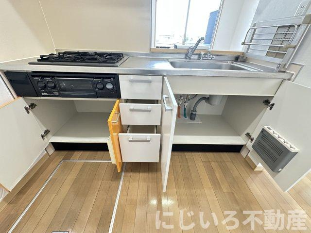 シャーメゾンボヌールDのキッチン