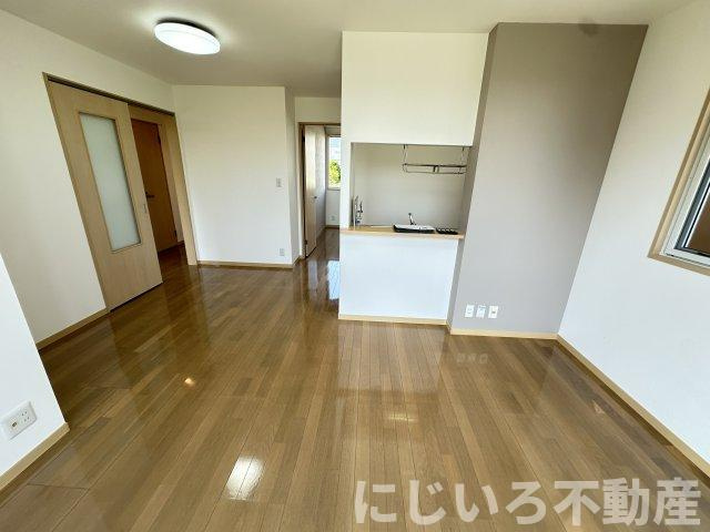 シャーメゾンボヌールDの居間・リビング