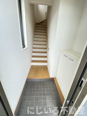 シャーメゾンA棟の玄関