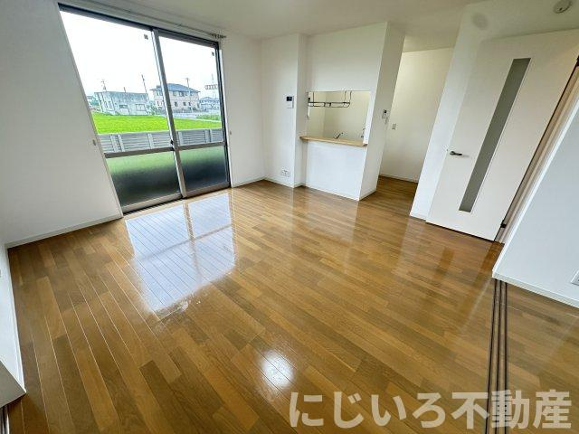 シャーメゾンジッカAの居間・リビング