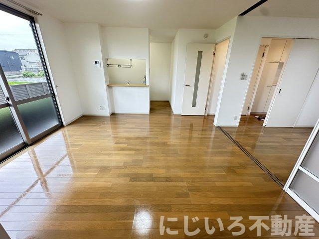シャーメゾンジッカAの居間・リビング
