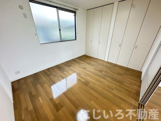 シャーメゾンジッカAの寝室