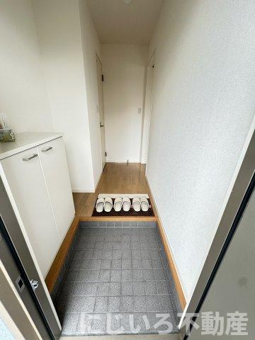 シャーメゾン霧ヶ峰Dの玄関